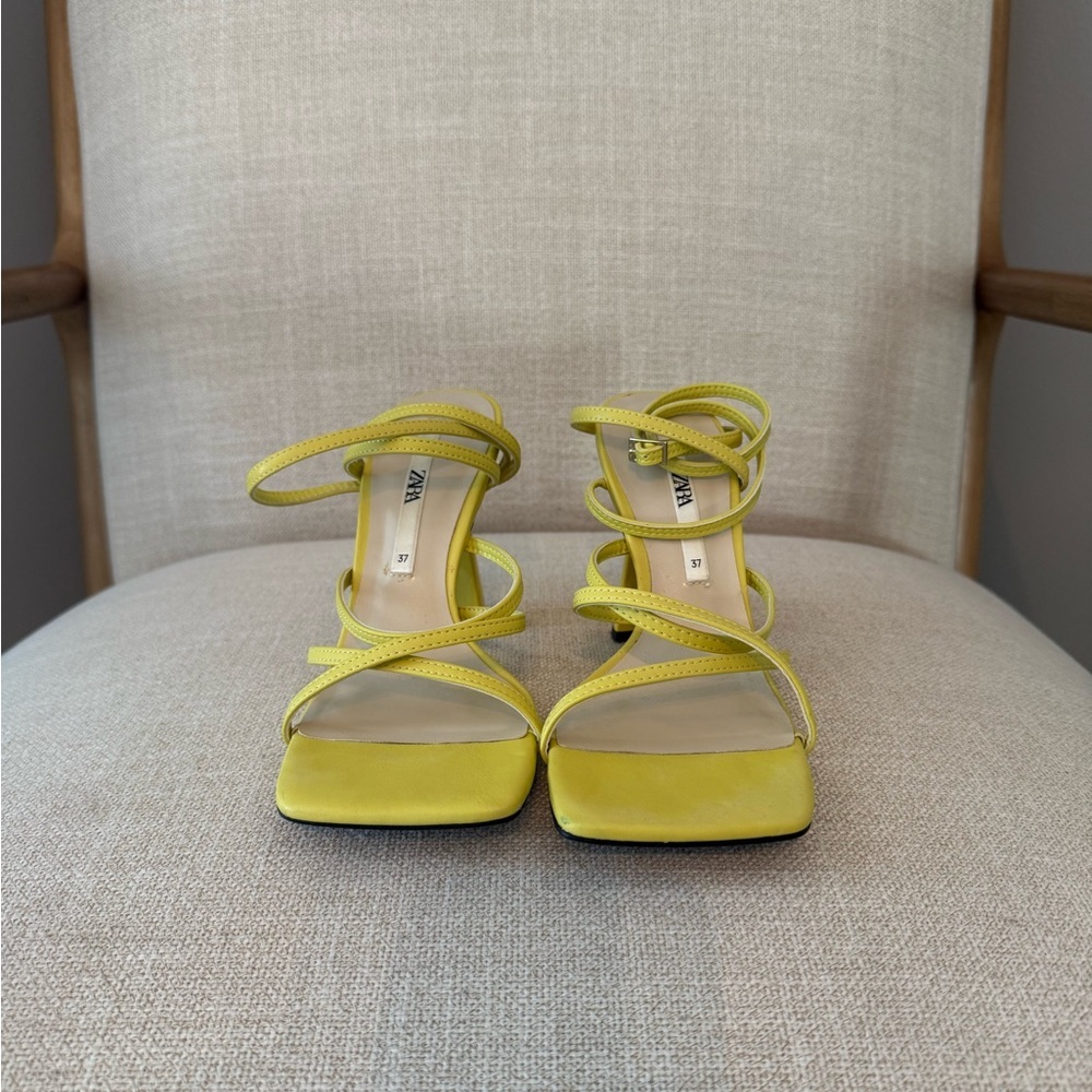 Zara Neon Block Heels - Picture 2 of 8